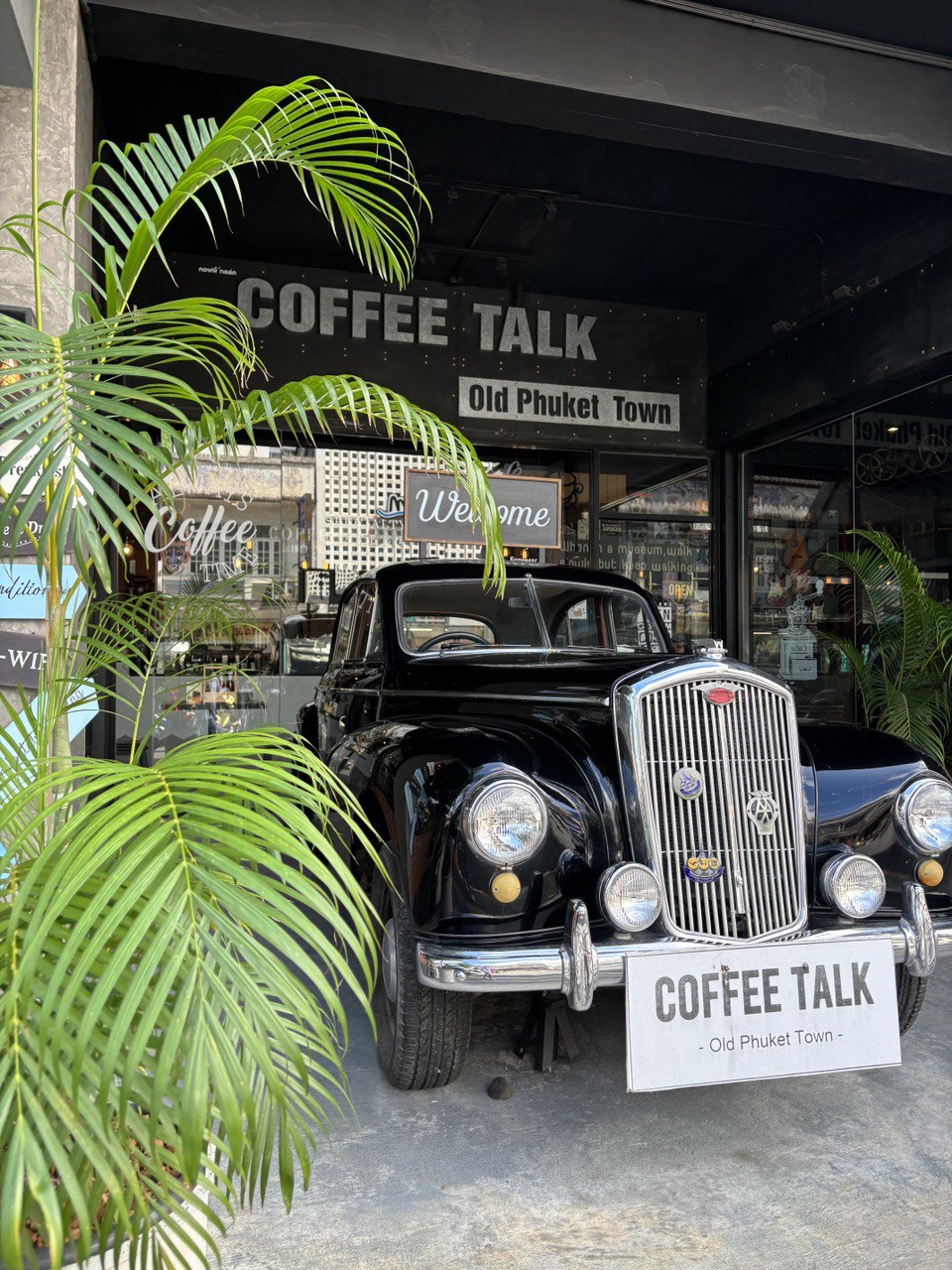 Coffee Talk Old Phuket Town